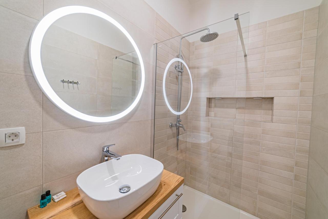 Apartman Lena Centar Бол Экстерьер фото