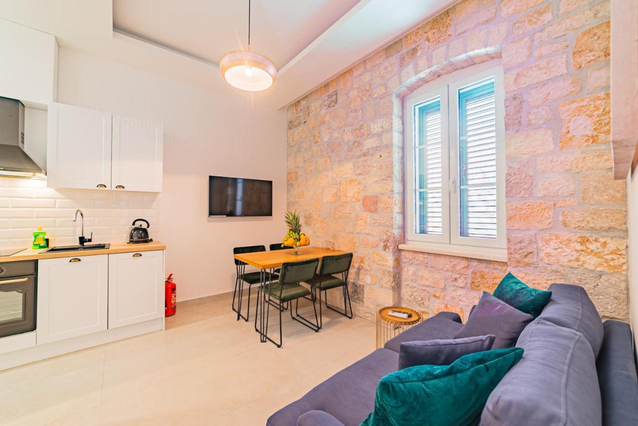 Apartman Lena Centar Бол Экстерьер фото